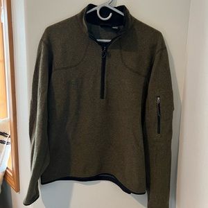 Mountain Hardwear wool sweater